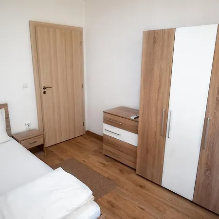 Apartment Galina Cozy With Free Parking